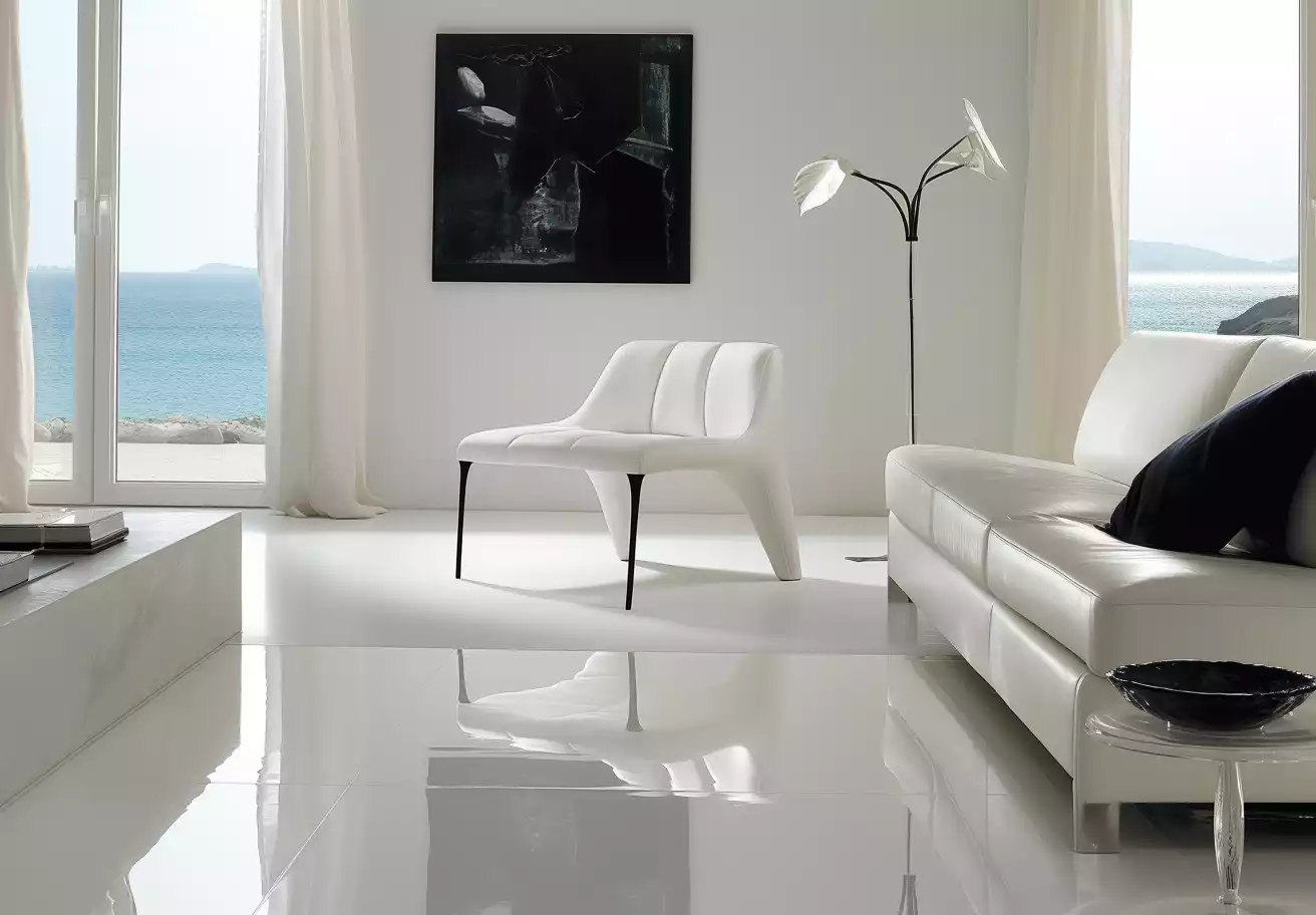 Serelith Stellar lounge chair in the ambience 01